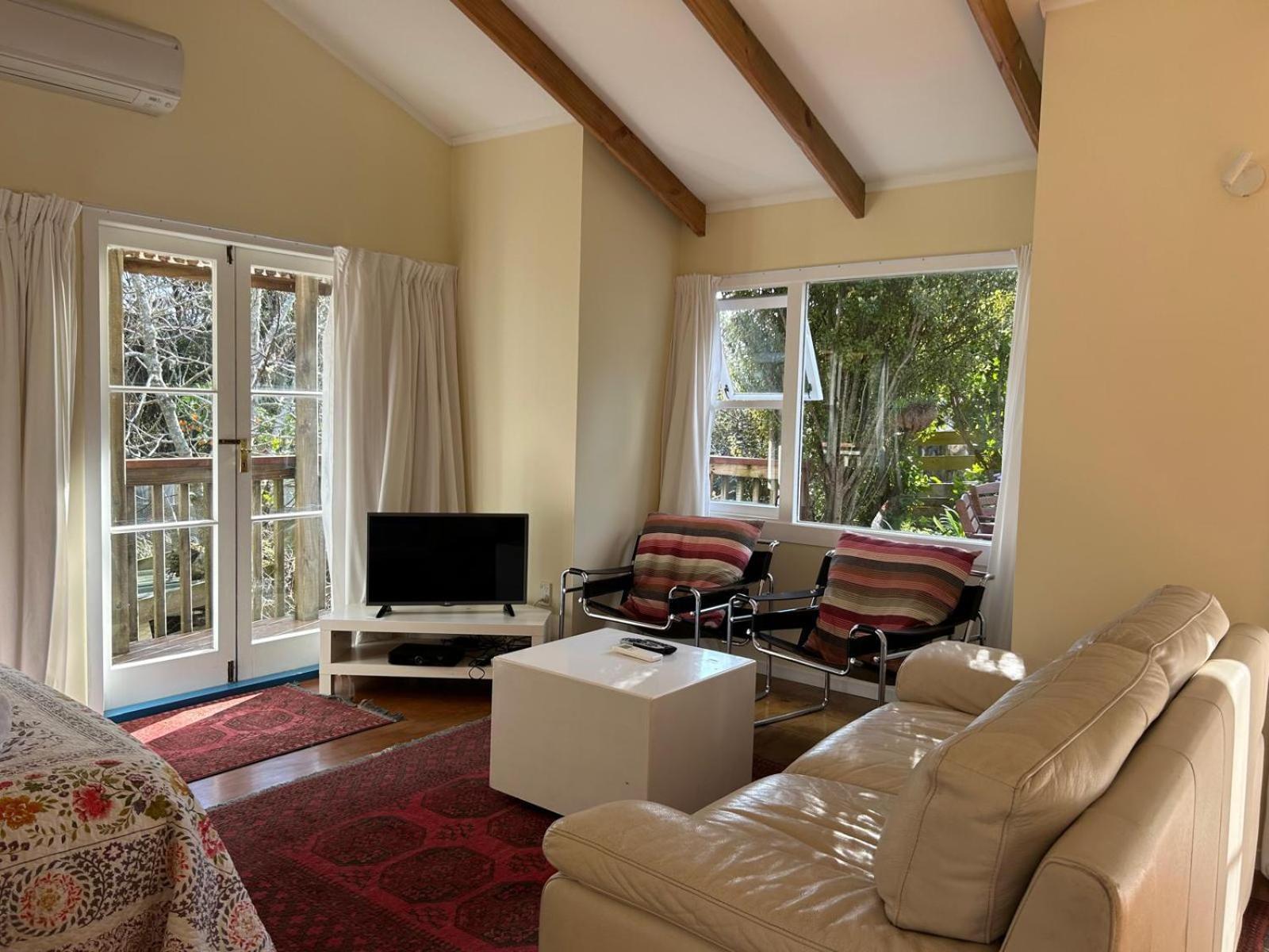 The Studio Apartment Coromandel ภายนอก รูปภาพ